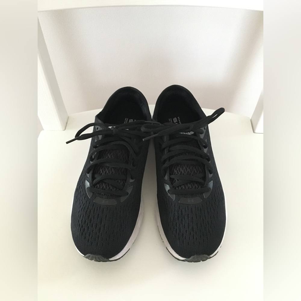 Under armour runner
